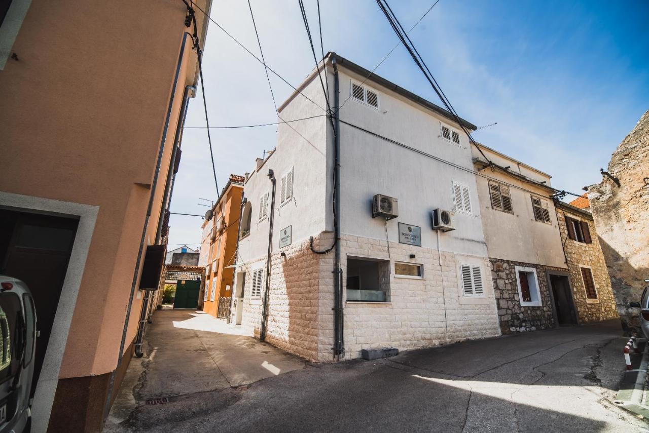 Downtown Park Apartments With Balcony Vodice Exterior foto