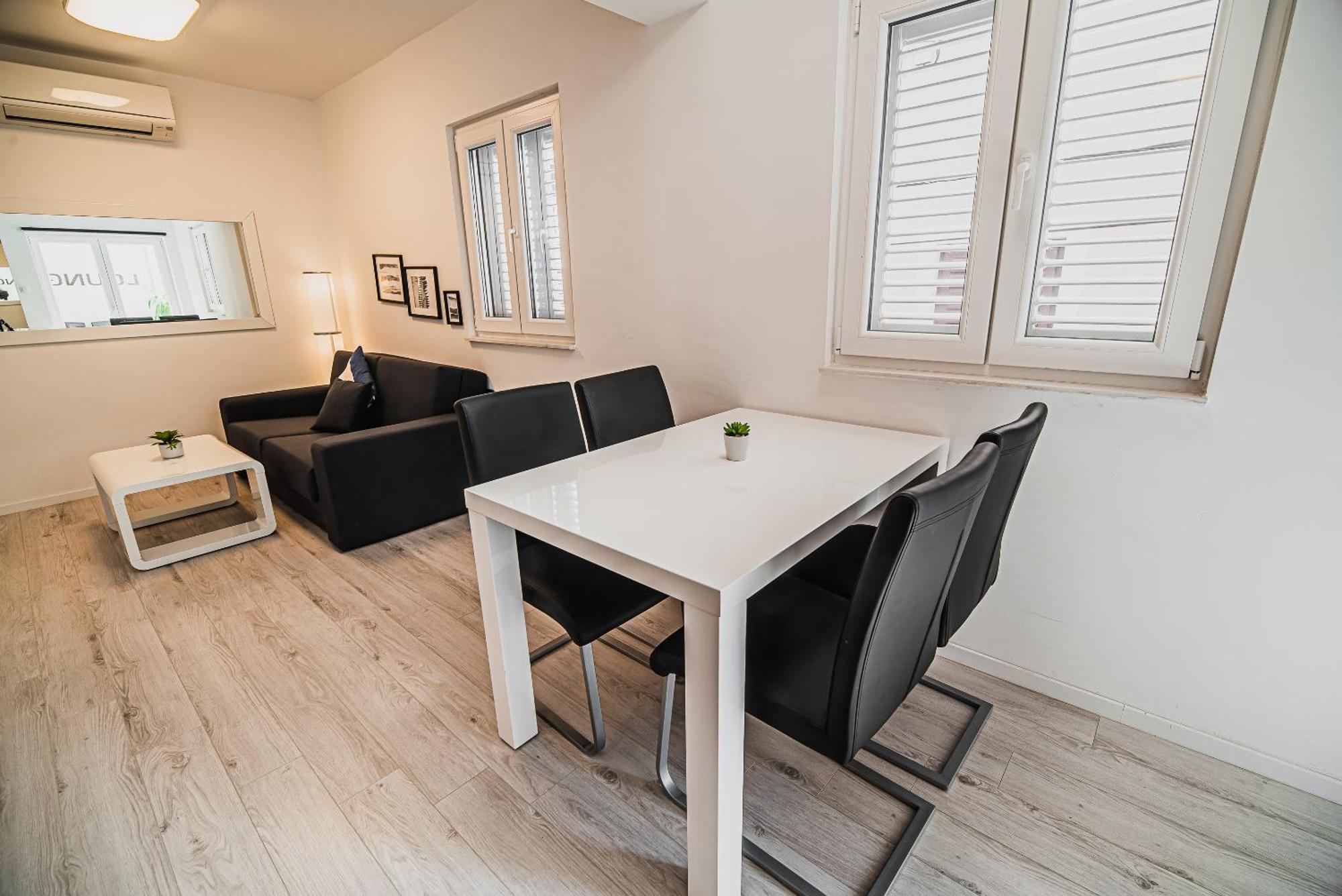 Downtown Park Apartments With Balcony Vodice Habitación foto