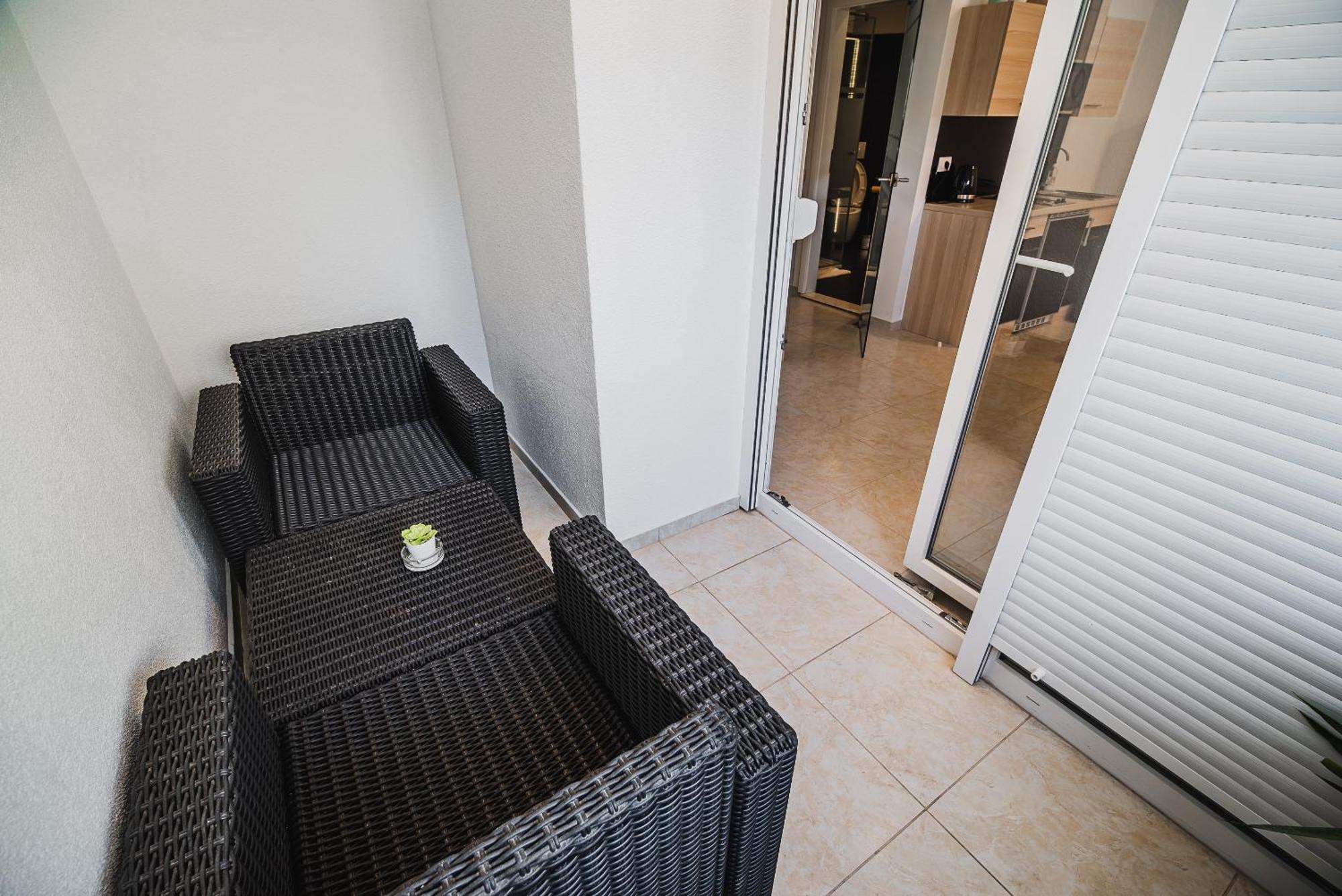 Downtown Park Apartments With Balcony Vodice Habitación foto