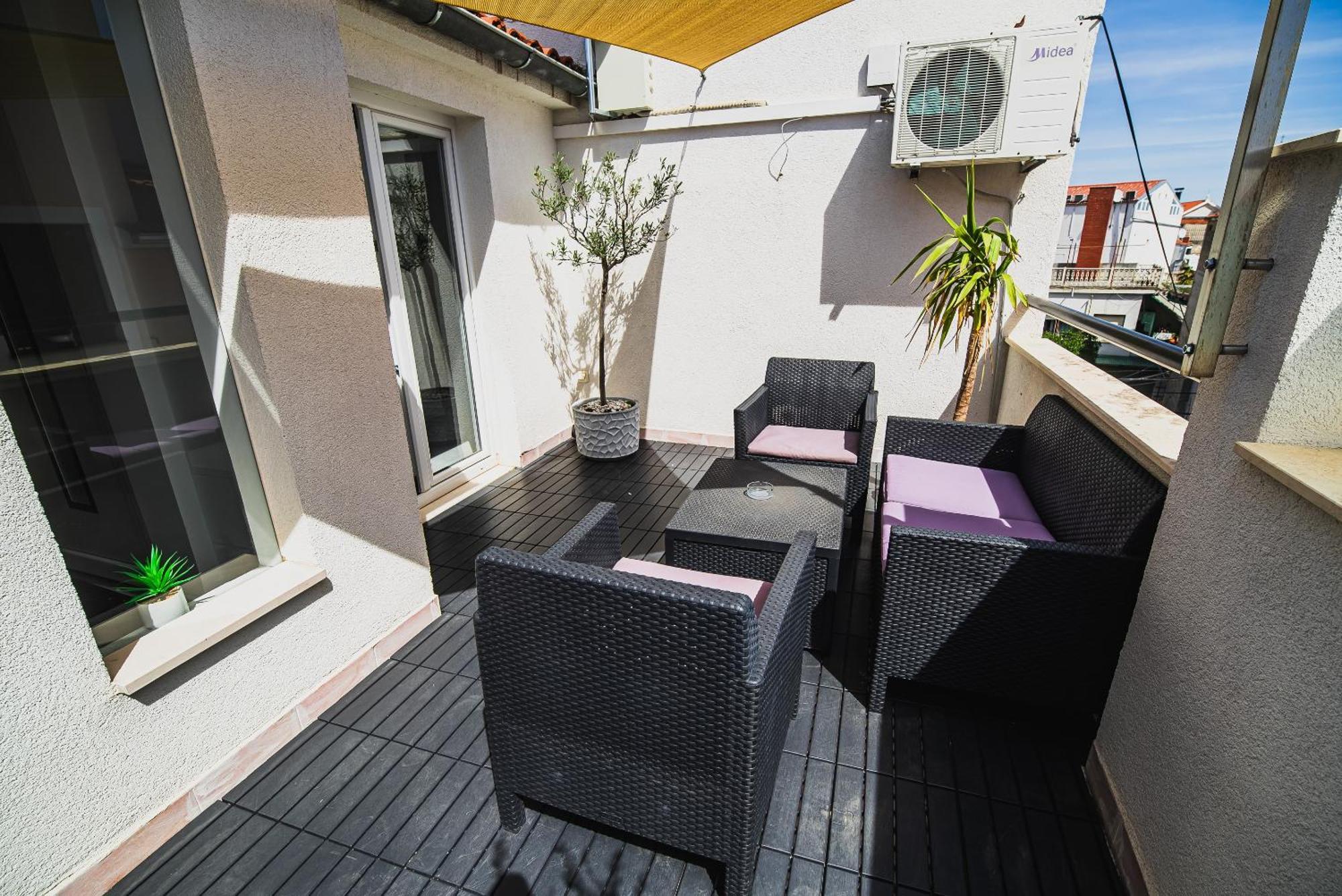 Downtown Park Apartments With Balcony Vodice Habitación foto